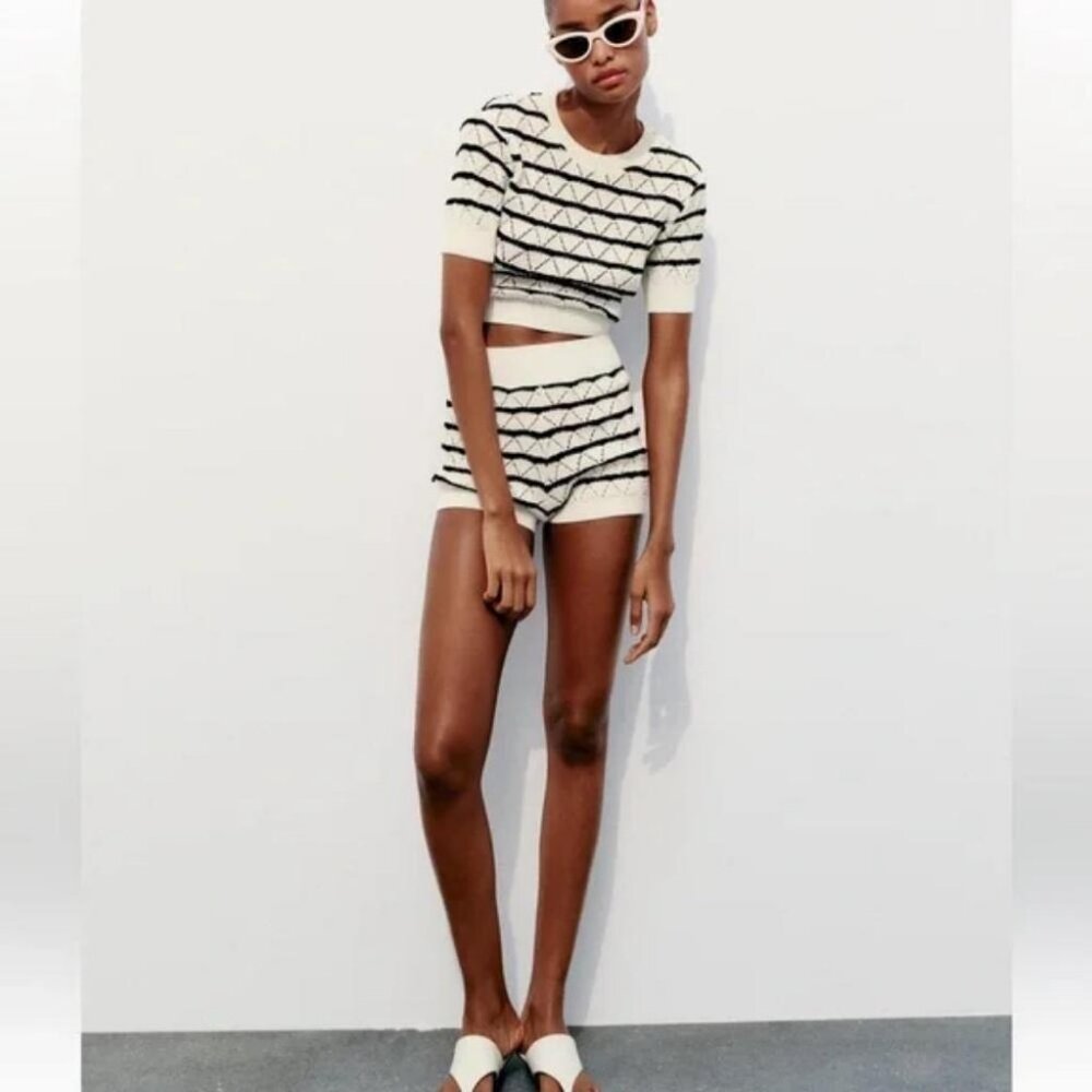 ZARA STRIPED KNIT TOP